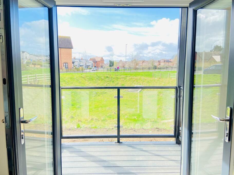 Beautiful, Brand New Apartment! Cheltenham Exterior foto